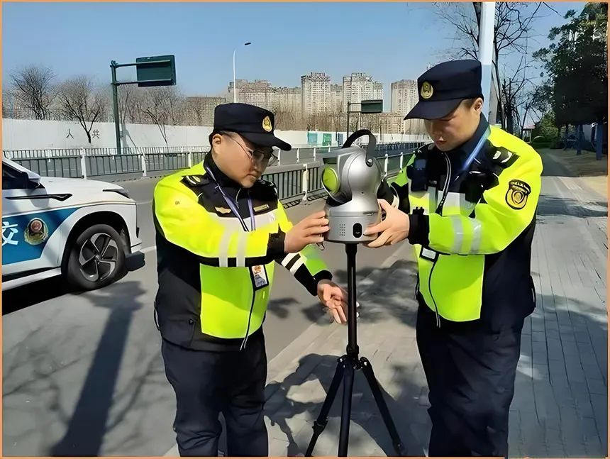 无人机高空巡查+5G布控球：荆州市交通执法精准打击非法运营插图